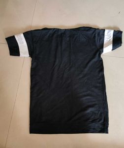One Tshirt