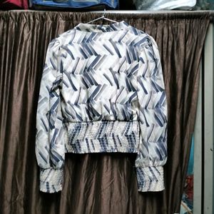 Fancy V-neck T-shirt