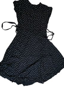Triangle Print Tie Waist Dress