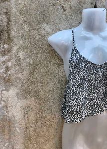 I. CUTE TOP