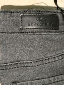 HIGH WAISTED SKINNY FIT JEANS