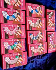 12 Fake Nails Set