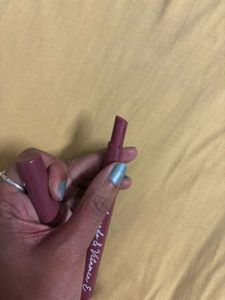 Mamaearth Moisture Matte Lipstick - Carnation Nude