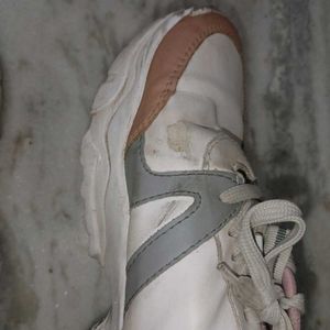 Comfortable White Sneakers