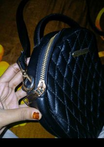Bagsy Malone Sling Bag, Myntra Se Liya