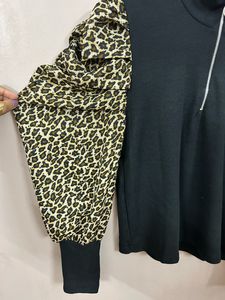 Shein Shrimp Sleeve Ribbed Crop Top