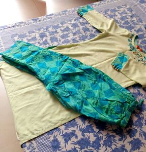 Embroidered Kurta Set