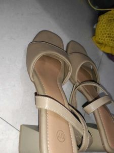 Elegant Beige Sandals
