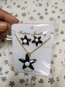 Black Flower Set