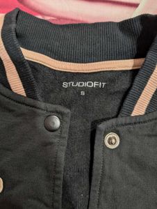 Mystery Graphic Jacket