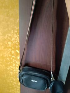 Gucci Sling Bag
