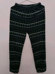 UNIQLO Printed Trouser