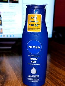 NIVEA Body Milk Intense Moisture Lotion