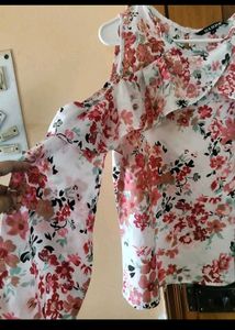 Floral Cold Shoulder Top