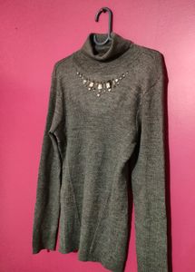 New Grey Colour Sweatshirt