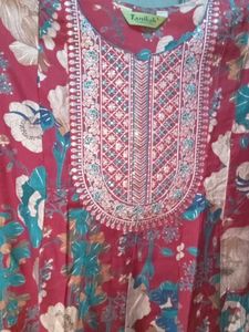 Designer Embroidered Partyware Complete Set