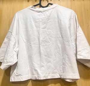 White Oversized Crop T-shirt!🤍