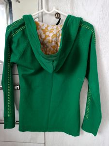 Green Hood - Perfect For Monsoon - Light Winters