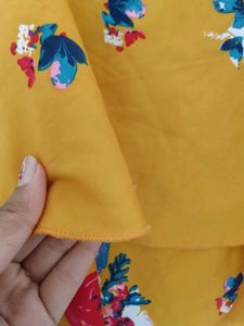 Mustard Top, Sleeveless