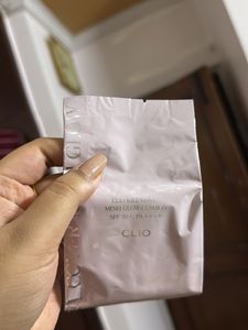Clio Kill Cover Mesh Glow Cushion