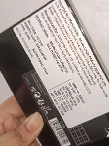 Makeup Revolution Eyeshadow Palette