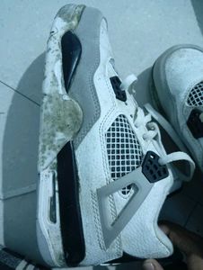 Air Jordan Retro 4 Shoes