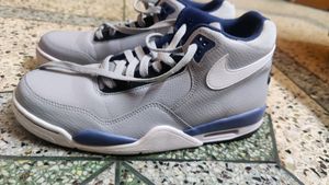 NIKE LEGACY SNRAKER