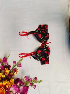 🇳🇿💫💗 Beautiful Cherry Print Bra