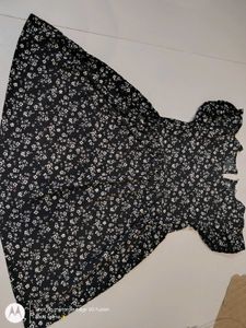 Black Floral Puff Sleeve Dress For Girls (11-12)