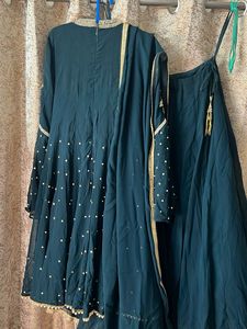 Elegant Teal Kurta Set