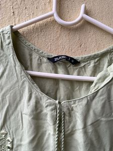 Beautiful Mirror work olive kurta😍
