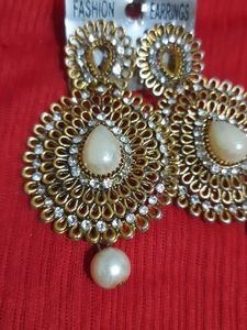 Elegant Pearl Drop Earrings