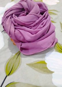 Selling Stole
