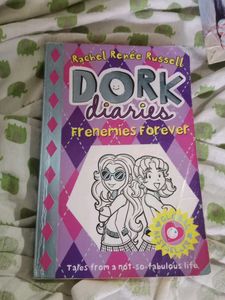 DORK DIARIES 🎉