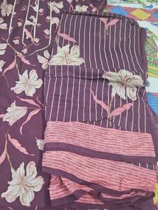 Pillzo Set With Dupatta