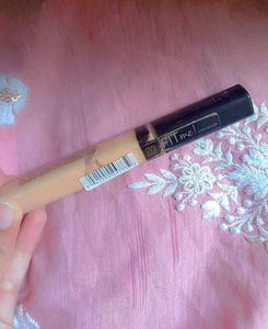 Maybelline Fit Me Concealer Shade (20 Sand)