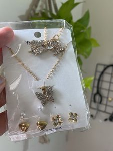 Butterfly Necklace & Earring Set