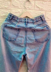 Cute Pinteresty Jeans and pink shirt🍬