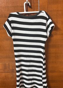 Striped Top with Zipper