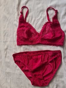 Red Lace Bra & Panty Set
