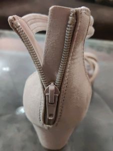 Brand new , Never Worn Wedges