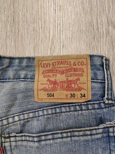 Ma2485 Levi's jeans waist 30 inches