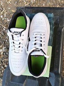 Nike White Casual Sneakers