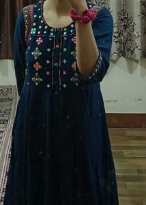 Avaasa Anarkali Kurta