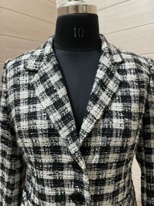 ZARA Pintresty🌸 houndstooth blazer