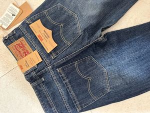 28 Waist Baggy Fit