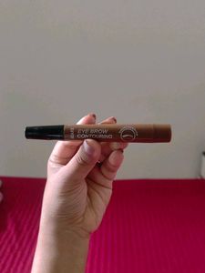 Eyebrow Contouring