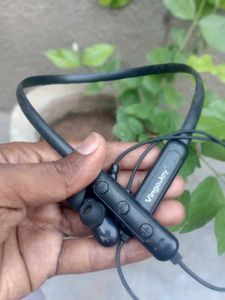 VingaJoy Wireless Neckband – Good Condition