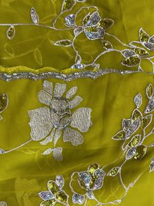 Green Saree In Excellent Condition