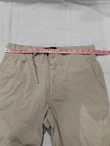 Breakbounce Beige Shorts